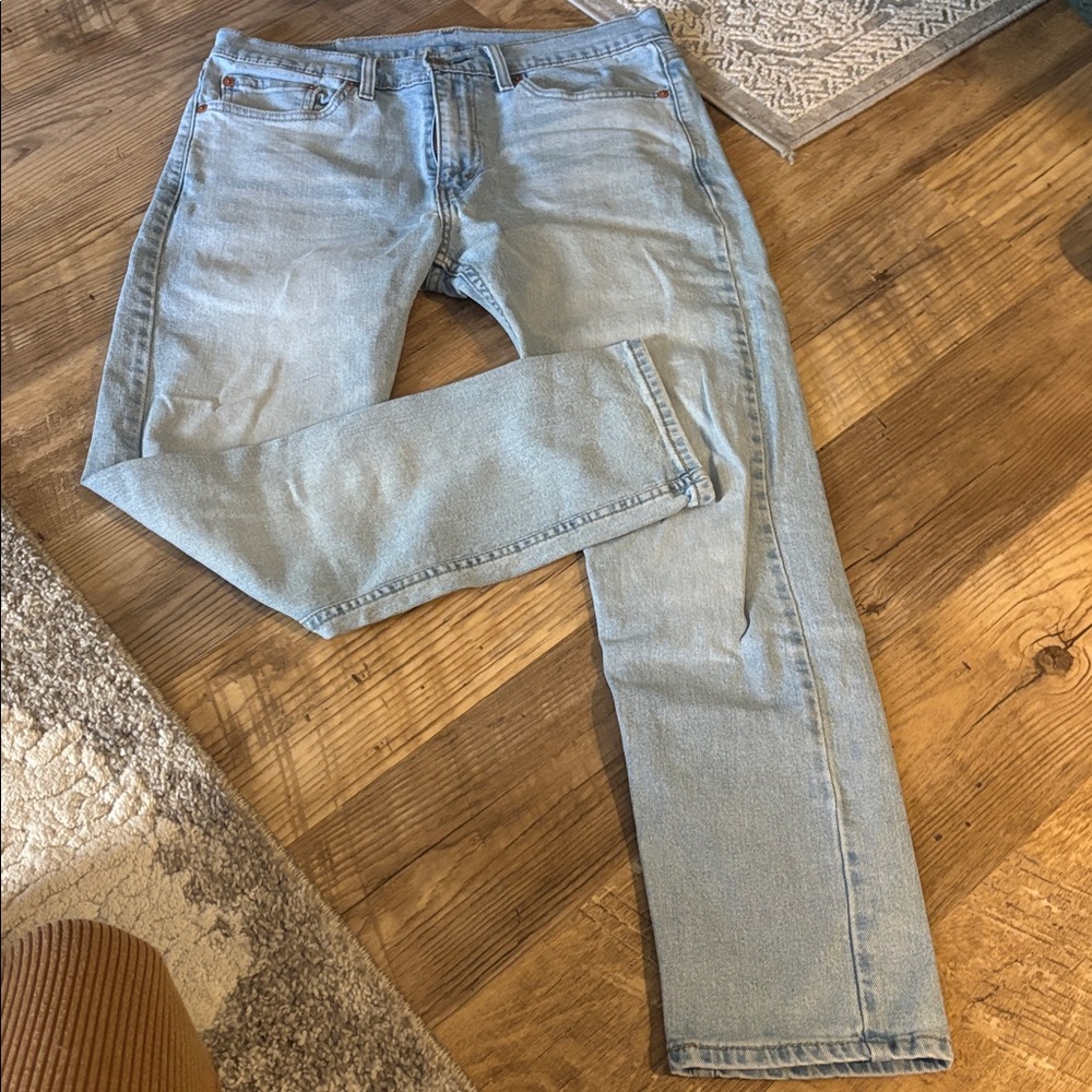 Levi's Classic Light Blue Jeans